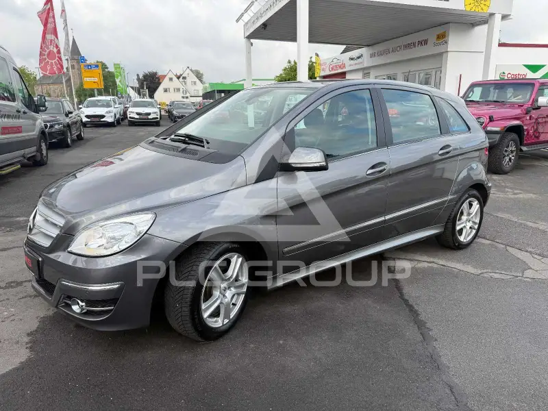 2009 Mercedes Benz B 180