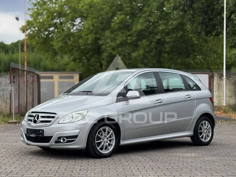 2009 Mercedes Benz B 180