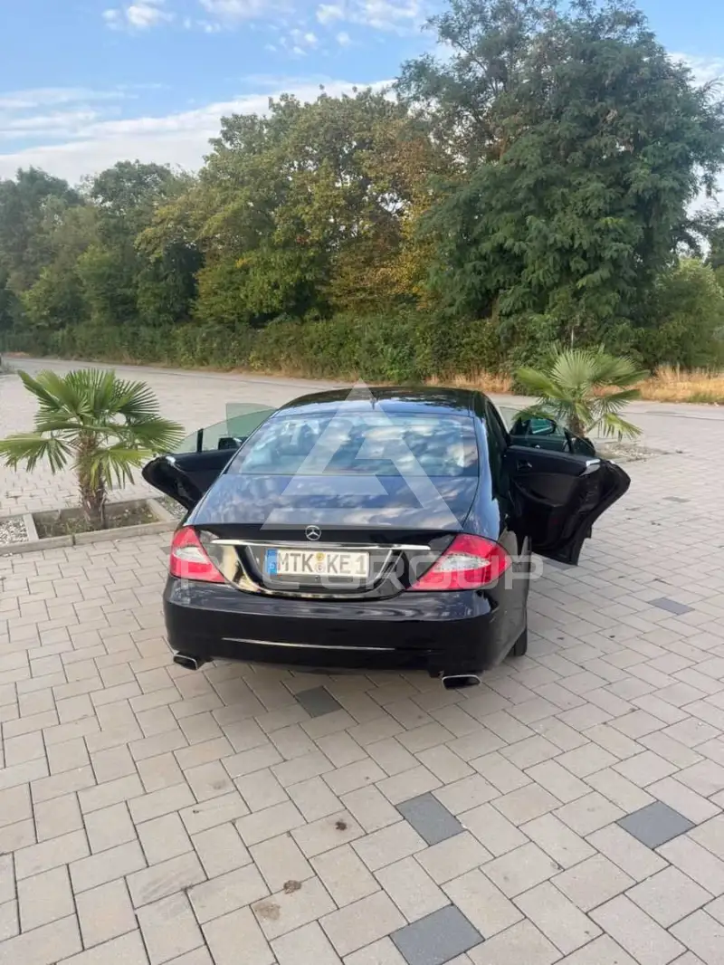2009 Mercedes Benz CLS 320