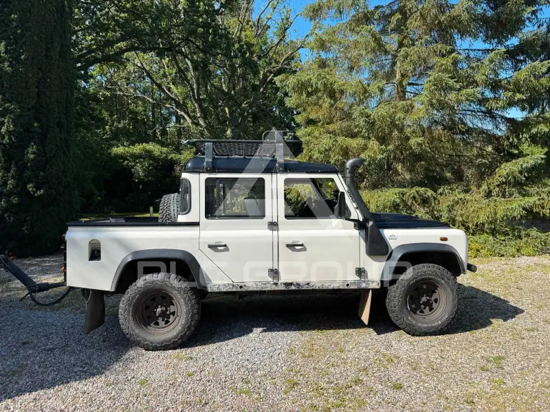 2009 Land Rover DEFENDER