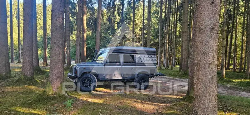 2009 Land Rover DEFENDER
