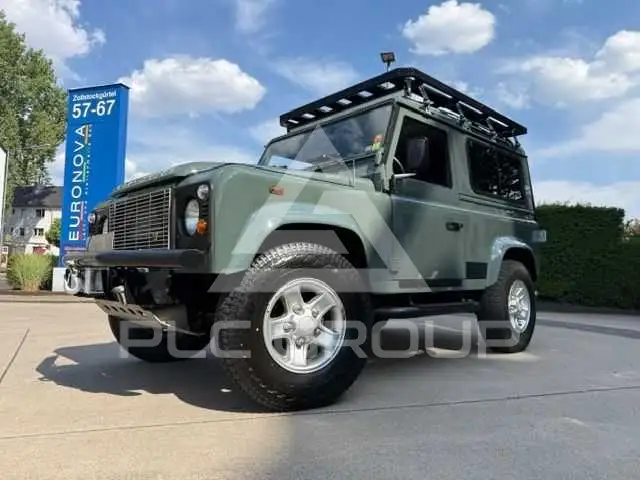 2009 Land Rover DEFENDER