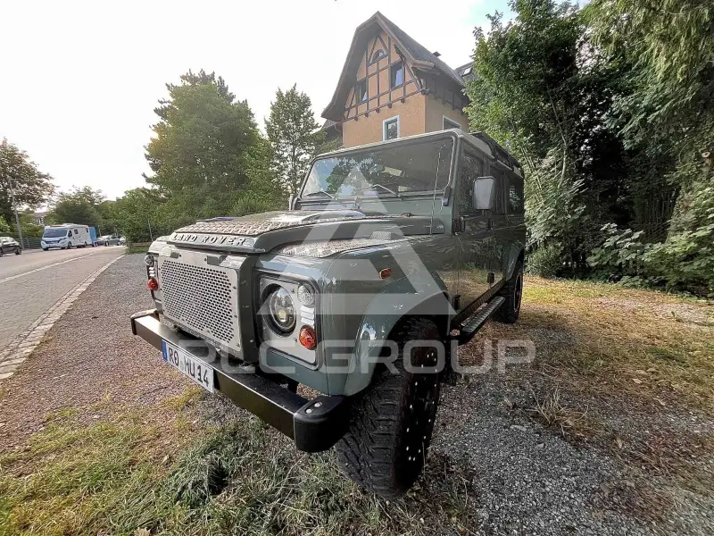 2009 Land Rover DEFENDER