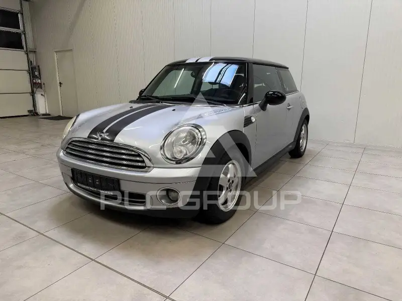 2009 Mini COOPER