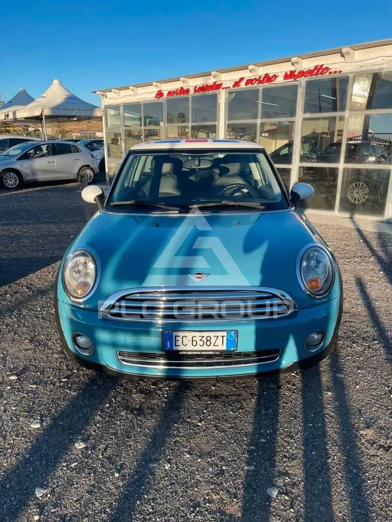 2009 Mini COOPER