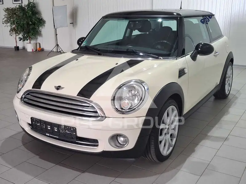 2009 Mini COOPER