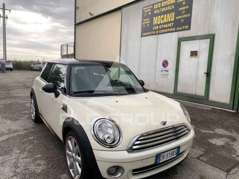 2009 Mini COOPER