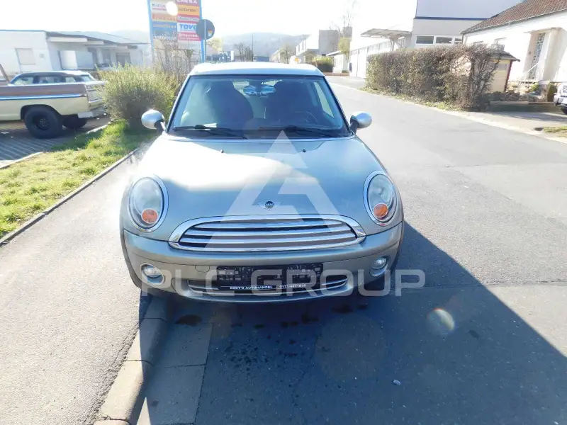 2009 Mini COOPER