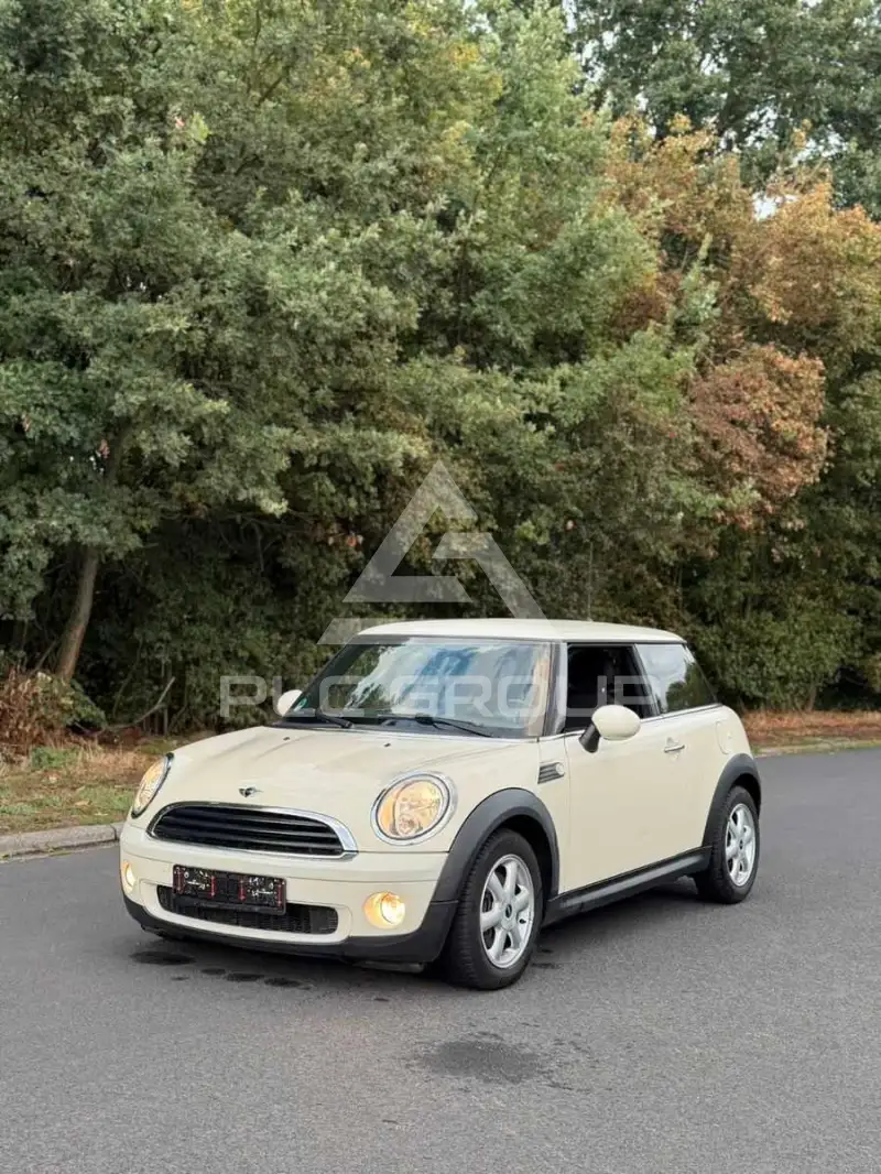 2009 Mini COOPER
