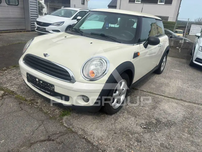 2009 Mini COOPER