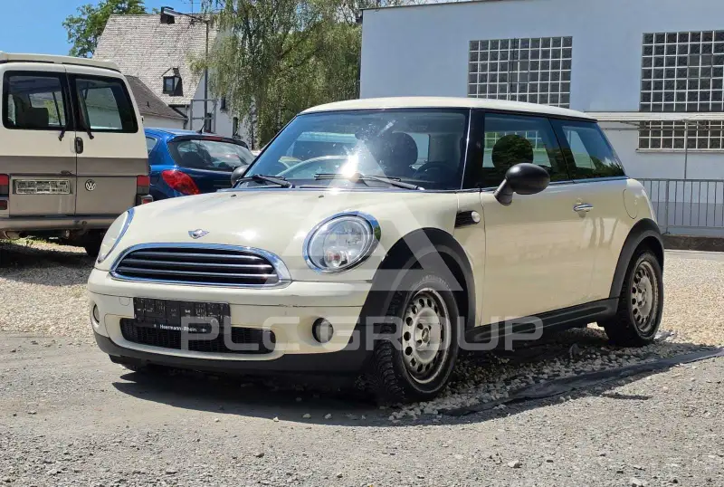 2009 Mini COOPER
