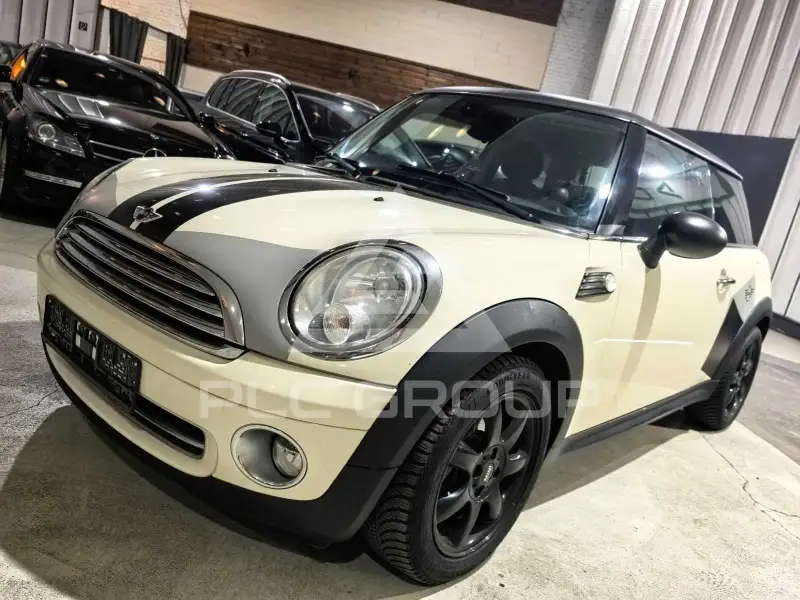 2009 Mini COOPER