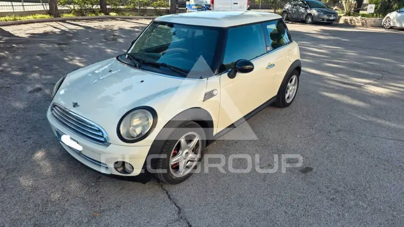 2009 Mini COOPER