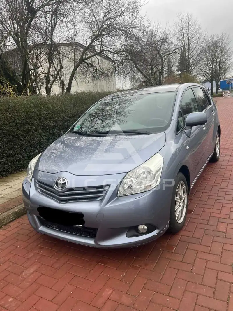 2009 Toyota VERSO