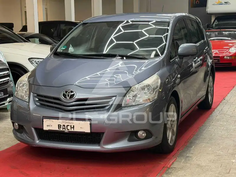 2009 Toyota VERSO