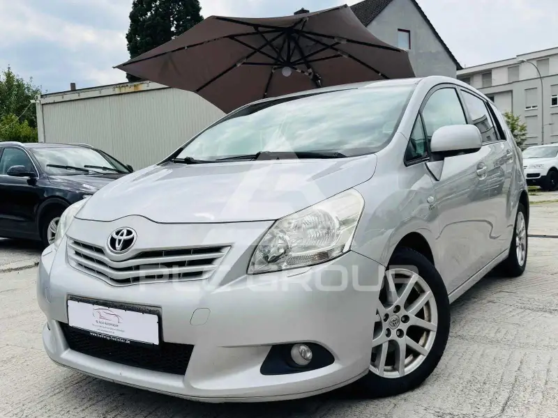 2009 Toyota VERSO