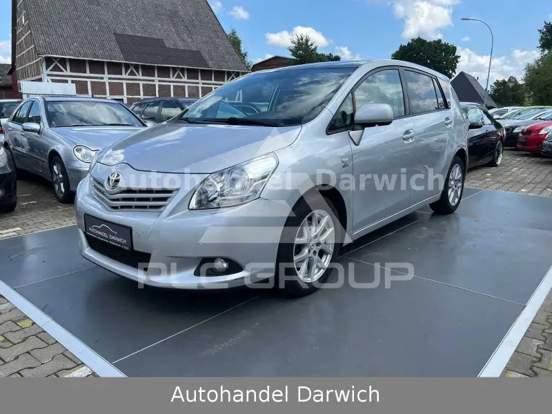 2009 Toyota VERSO