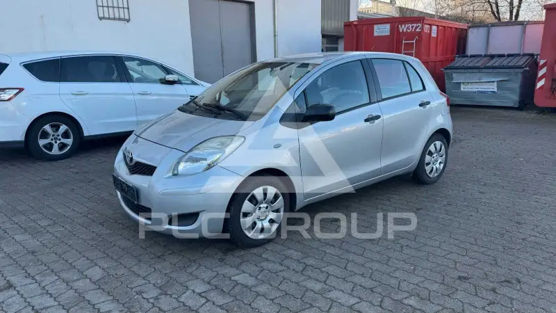 2009 Toyota YARIS