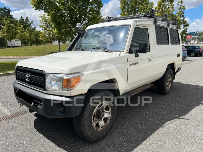 2009 Toyota LAND CRUISER