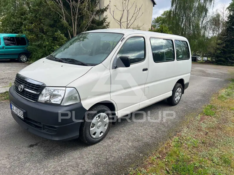 2009 Toyota Hiace