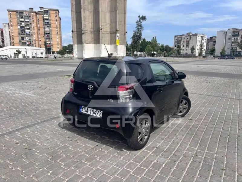 2009 Toyota IQ