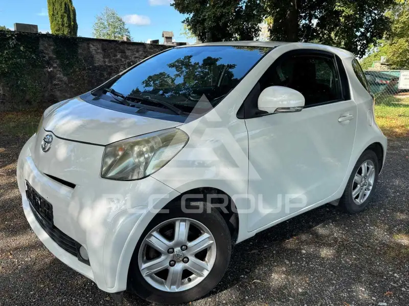 2009 Toyota IQ