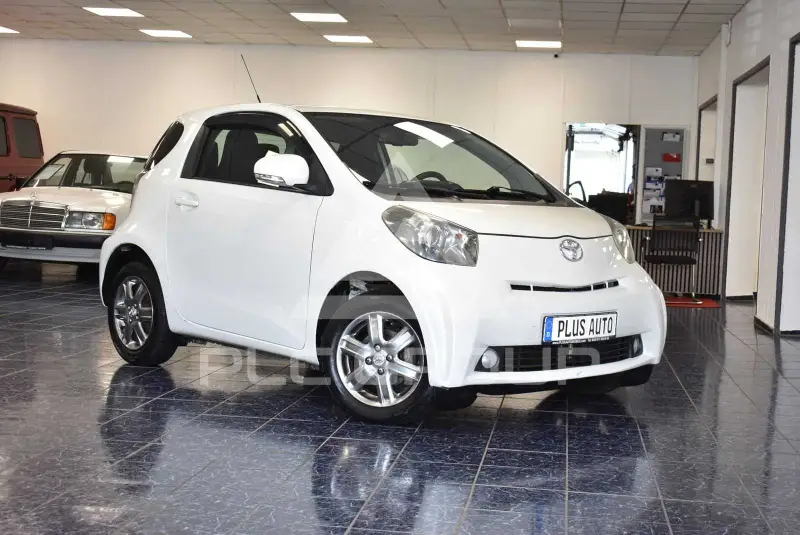 2009 Toyota IQ