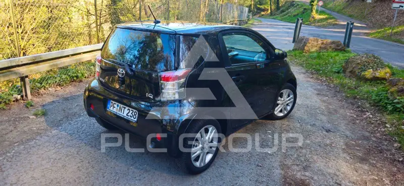 2009 Toyota IQ