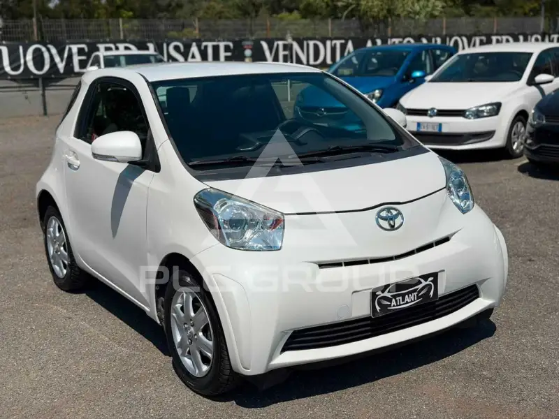 2009 Toyota IQ