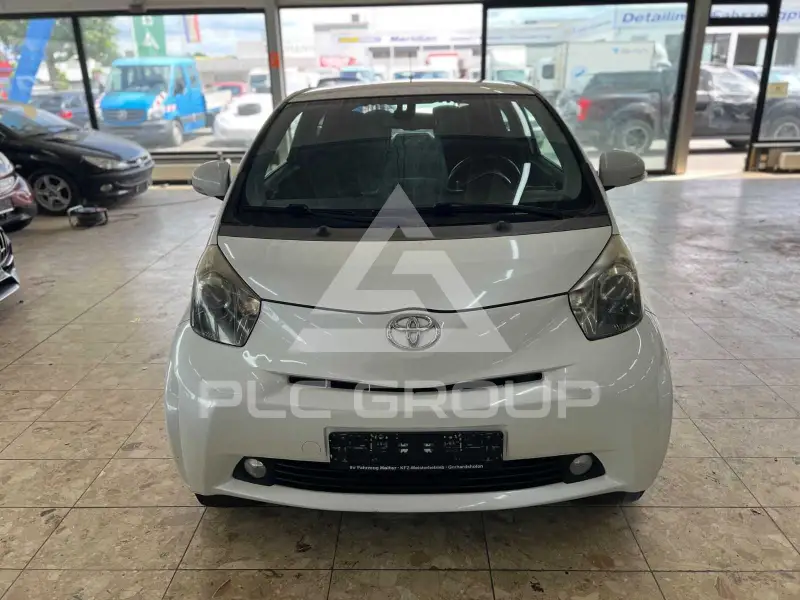 2009 Toyota IQ