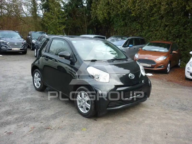 2009 Toyota IQ