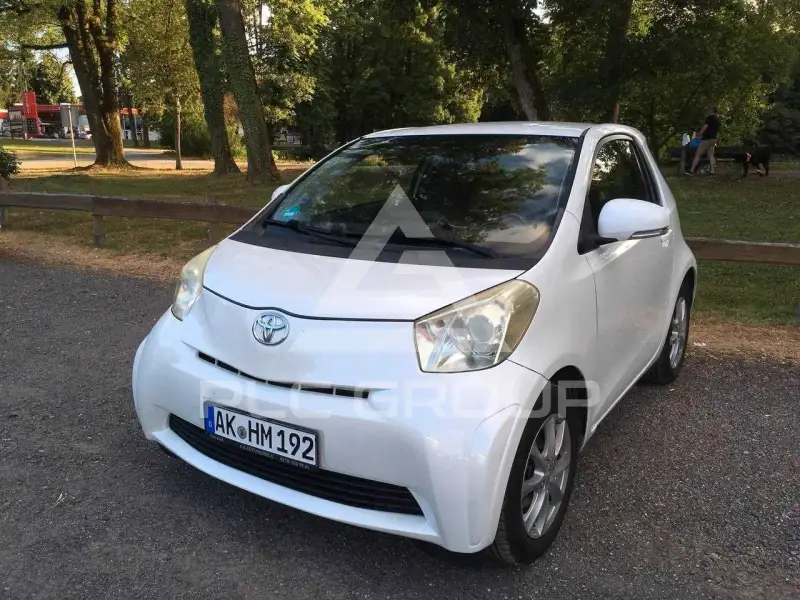 2009 Toyota IQ