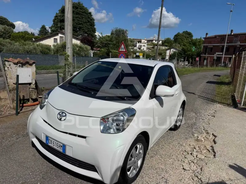 2009 Toyota IQ