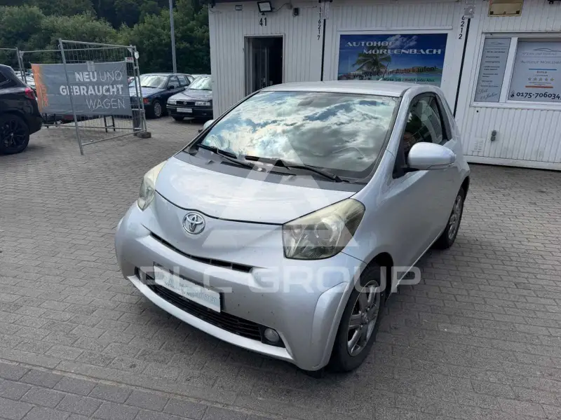 2009 Toyota IQ