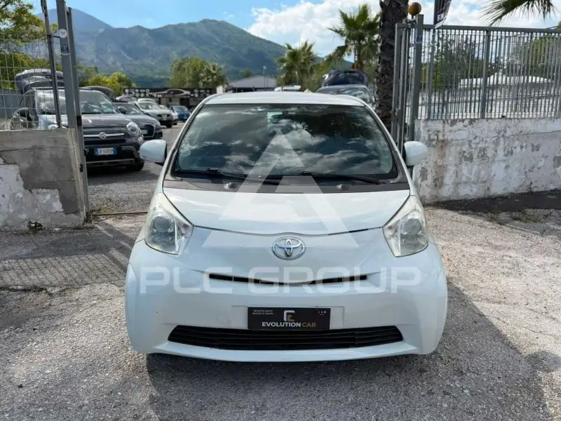2009 Toyota IQ