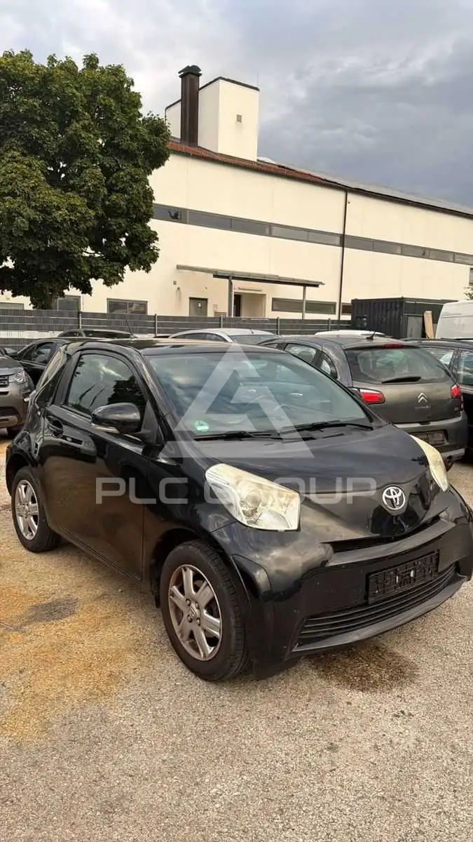 2009 Toyota IQ