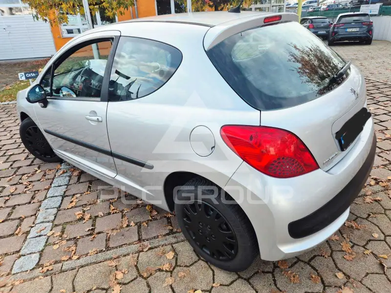 2009 Peugeot 207