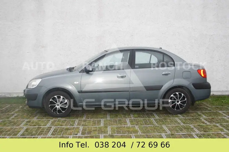 2009 KIA Rio