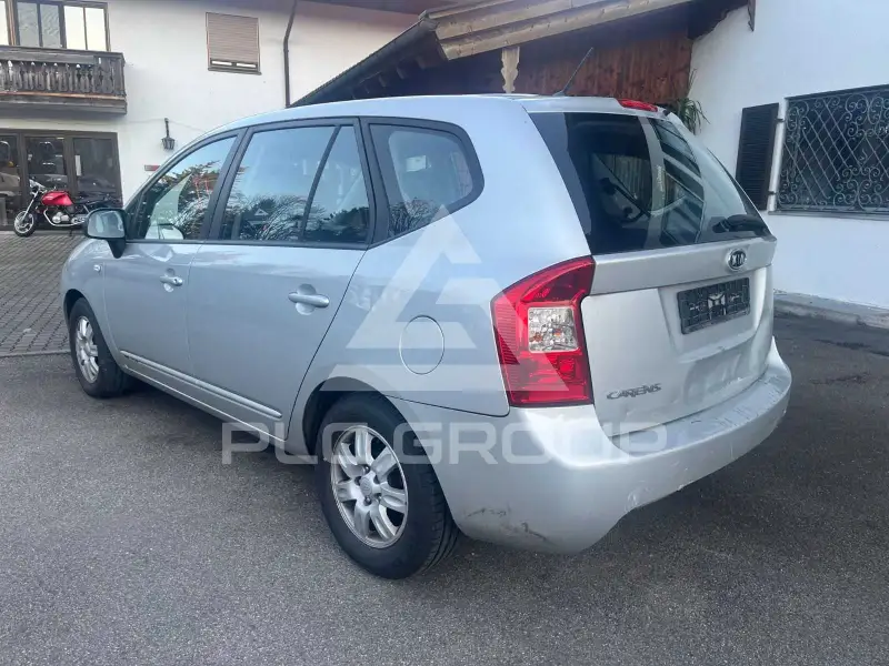 2009 KIA Carens