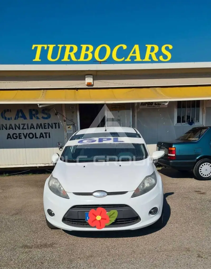 2009 Ford FIESTA