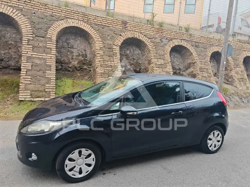 2009 Ford FIESTA