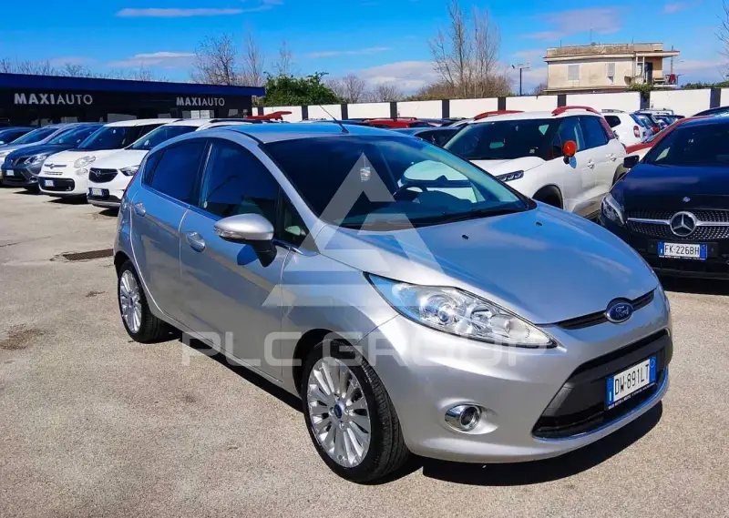 2009 Ford FIESTA