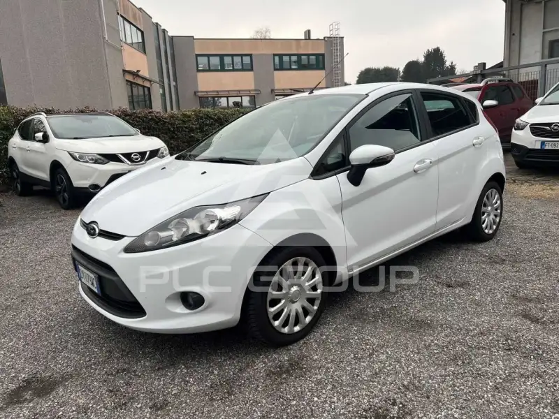 2009 Ford FIESTA