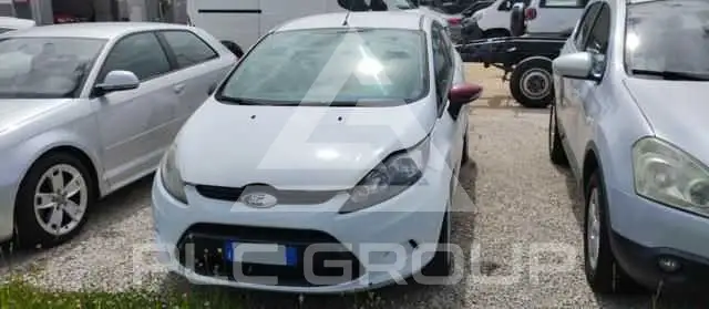 2009 Ford FIESTA