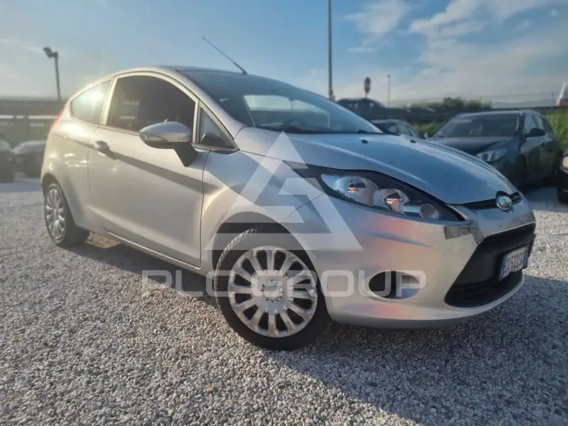 2009 Ford FIESTA