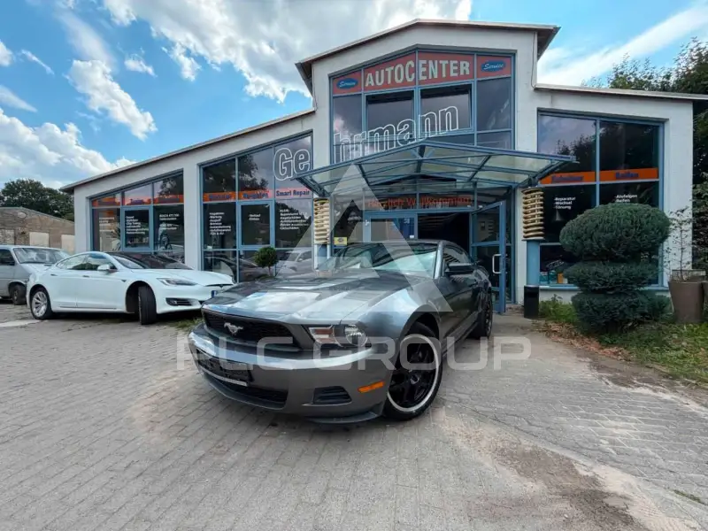 2009 Ford MUSTANG