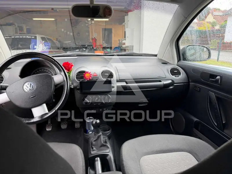 2009 Volkswagen BEETLE
