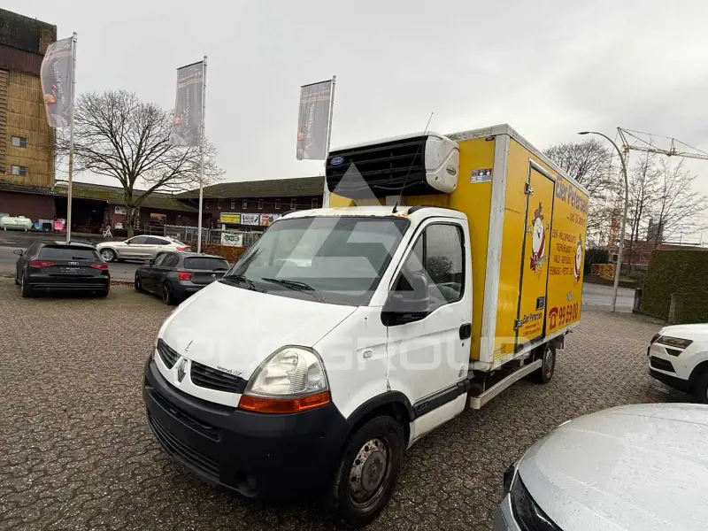 2009 Renault Master