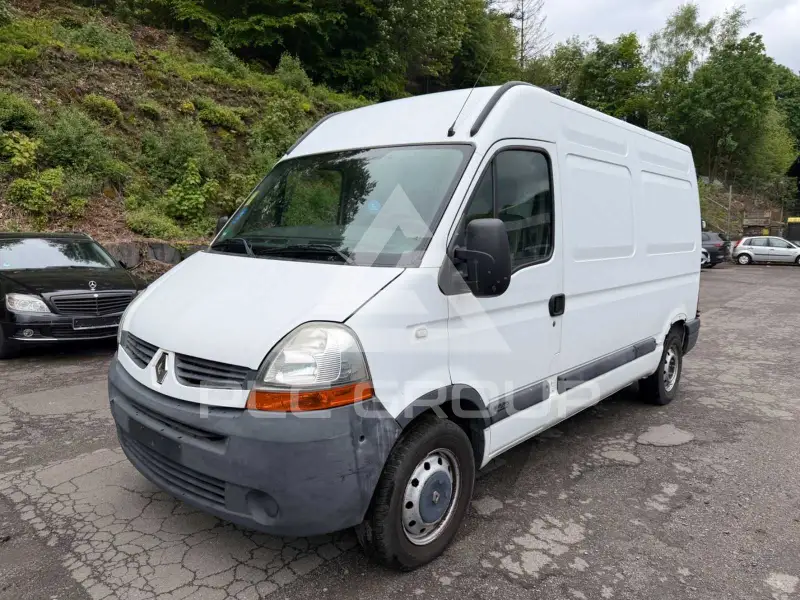 2009 Renault Master
