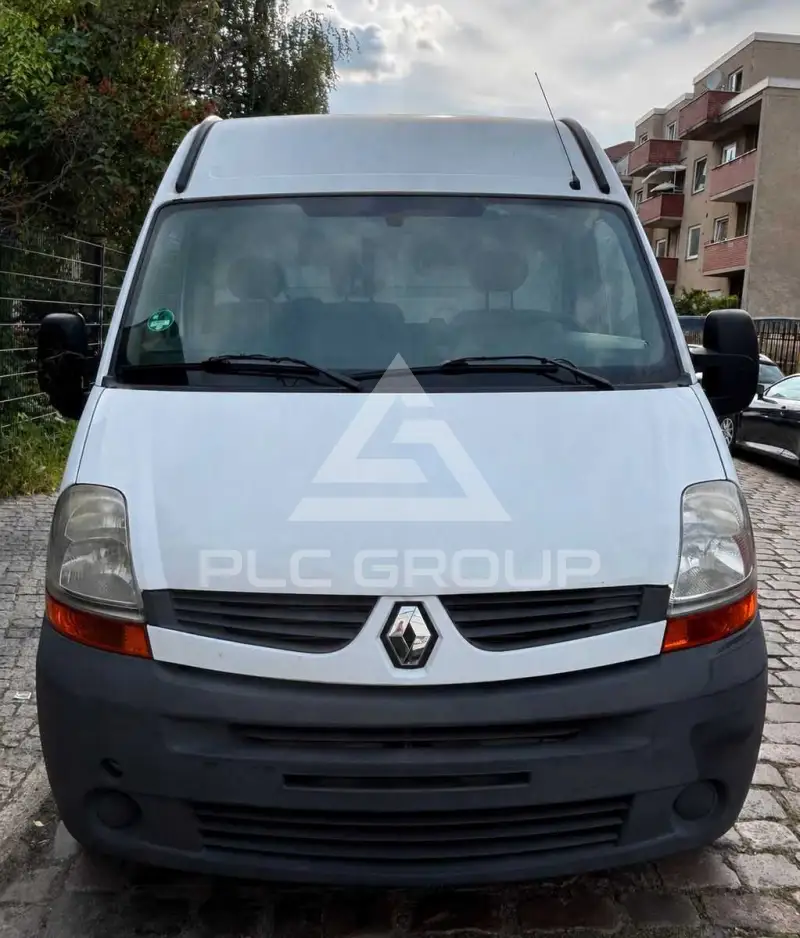 2009 Renault Master